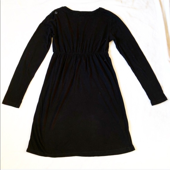 Long Sleeved Billabong Dress - Picture 2 of 5